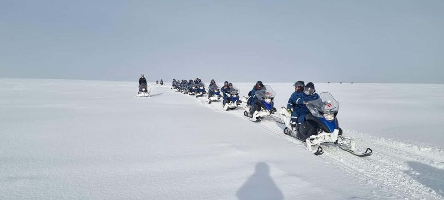 Superjeep Golden Circle and Glacier Snowmobile Tour - Gear, Driver Rules, and How to Stay Comfortable