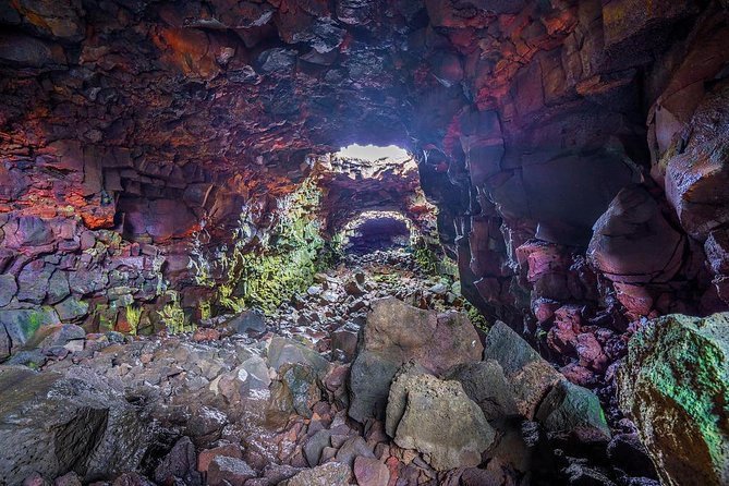 The Lava Tunnel Tour - Raufarhólshellir - How hard is this, really: uneven steps and who it suits