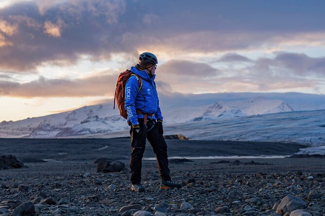 The Original Ice Cave Tour in Jökulsárlón Glacier Lagoon - When warm weather makes ice caves unsafe, you still get glacier time