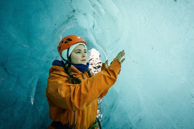 The Original Ice Cave Tour in Jökulsárlón Glacier Lagoon - What to wear: the short list that prevents misery