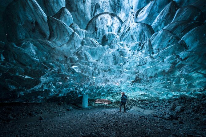 The Original Ice Cave Tour in Jökulsárlón Glacier Lagoon - Your guide picks the safest, most beautiful ice cave