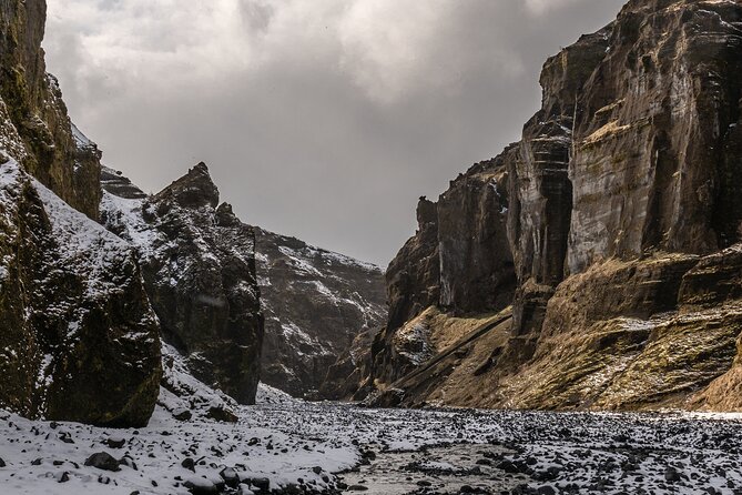 Thorsmork by Super Jeep with Optional Hike - Volcano Huts lunch in Húsadalur Valley: the break that makes the day work