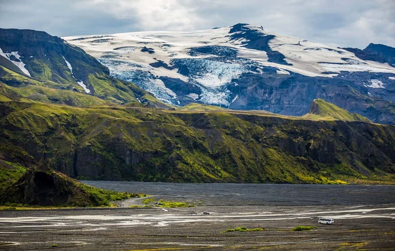 Thórsmörk Super Jeep Day Tour : From Hvolsvöllur - Short hikes that make the terrain feel close