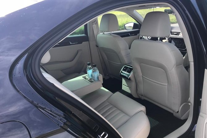 Transfer from Reykjavik - Private airport transfer to KEF Airport - Key things to know before you book