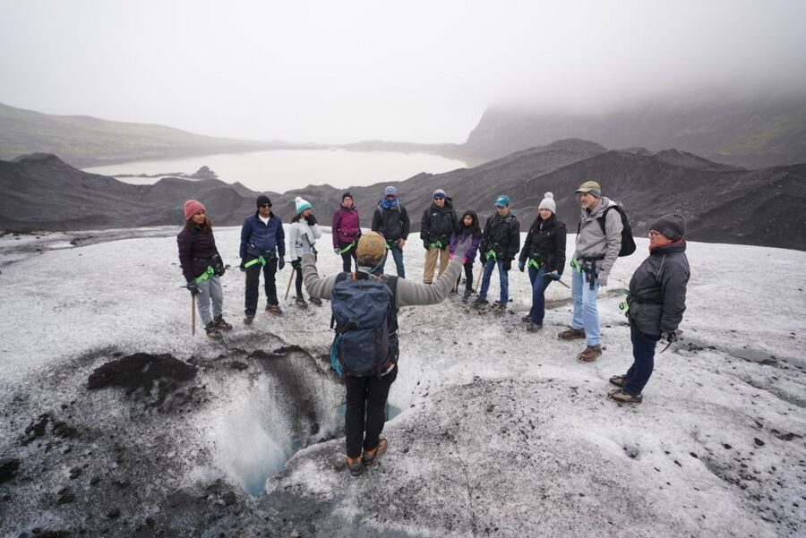 Vatnajökull: Short Glacier Encounter Walk with 4x4 Transfer - Key highlights you will feel immediately