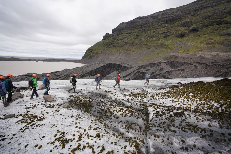 Vatnajökull: Short Glacier Encounter Walk with 4x4 Transfer - Timing, weather, and what to wear for real-world conditions
