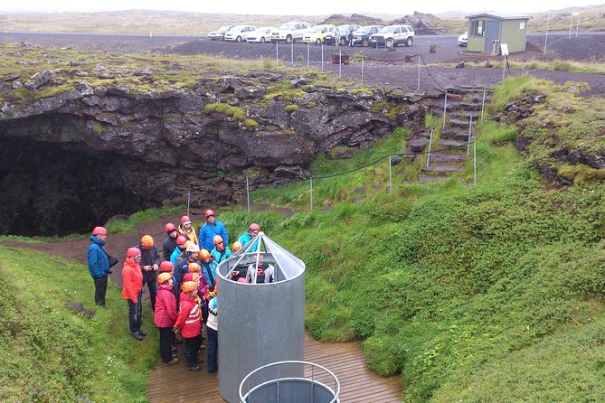 Vatnshellir Cave Tour - Guides matter, and the energy can make the cave