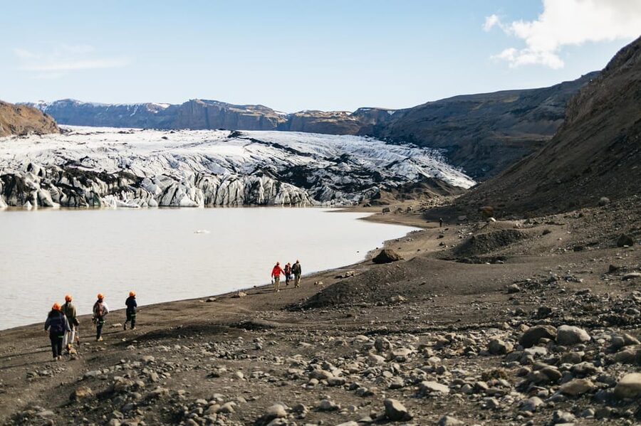 Vik: Guided Sólheimajökull Glacier Hike - The Coffee and Chocolate Stop: A Small Break With Big Value