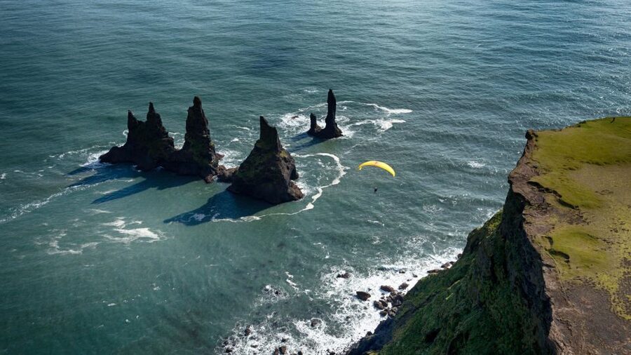 Vík: Paragliding Tandem Flight - Timing in Iceland: The 10-15 Minute Goal and Why It’s Not Guaranteed