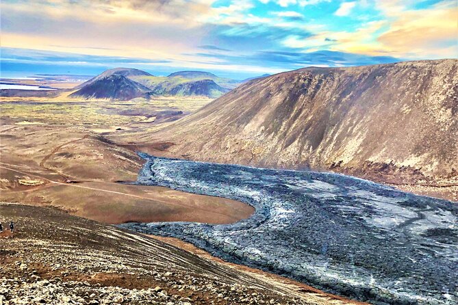 Volcano Eruption Site Hike from Reykjavik - What it feels like on the ground: lava, steam, wind, and mud